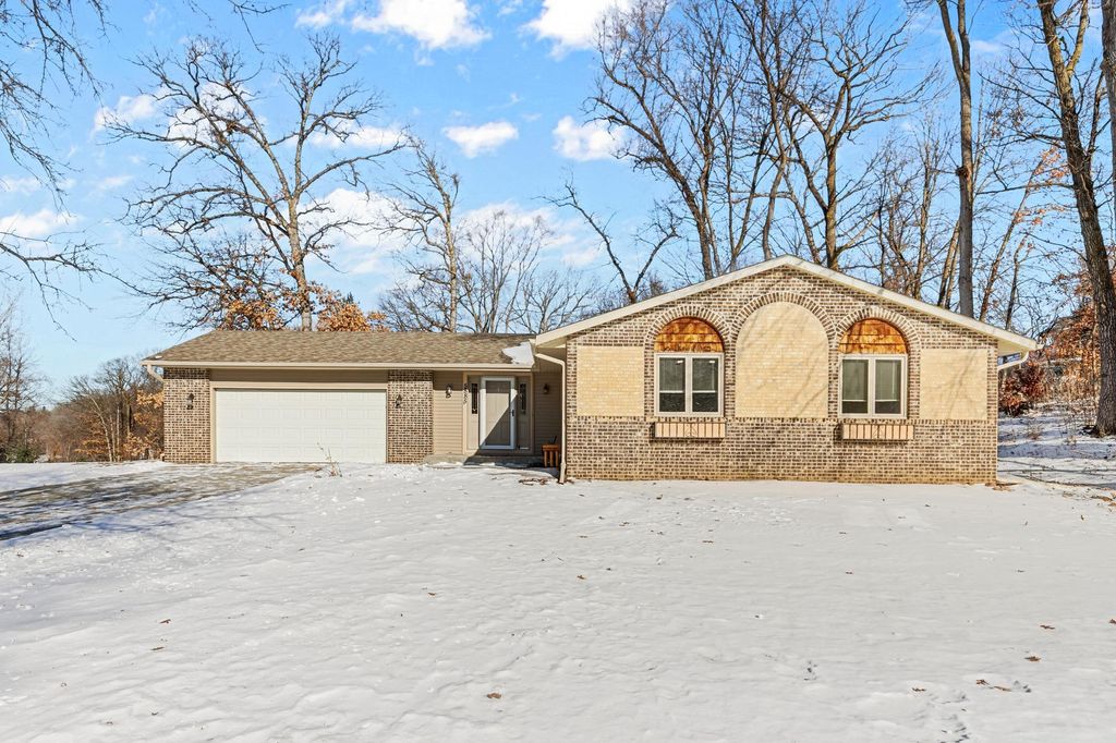 Photo of 5885 Hidden Oaks Circle SE, Prior Lake, MN 55372 (MLS # 7014767)