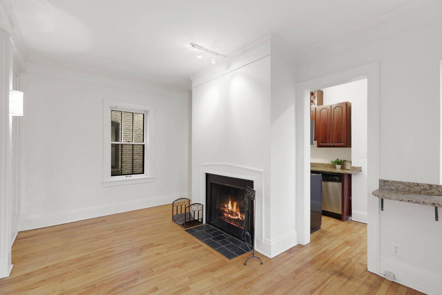 220 Marshall Avenue 3