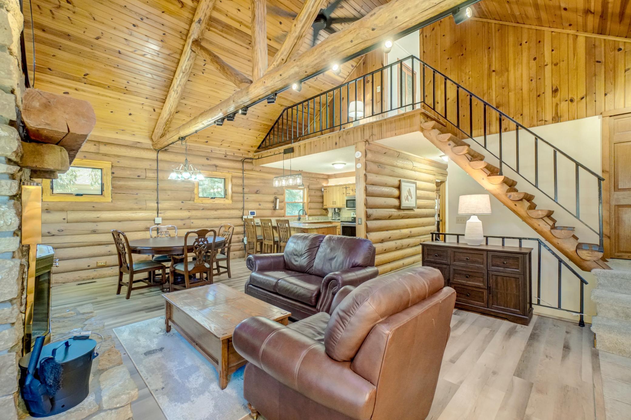 5555 Otter View Trail