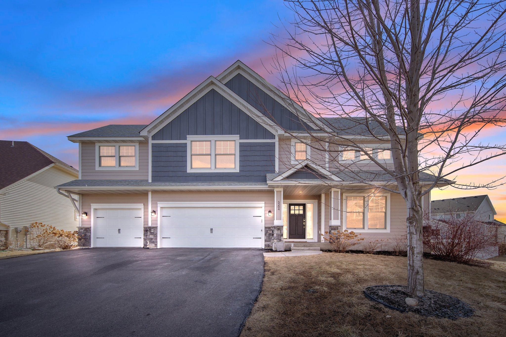 5204 Porchlight