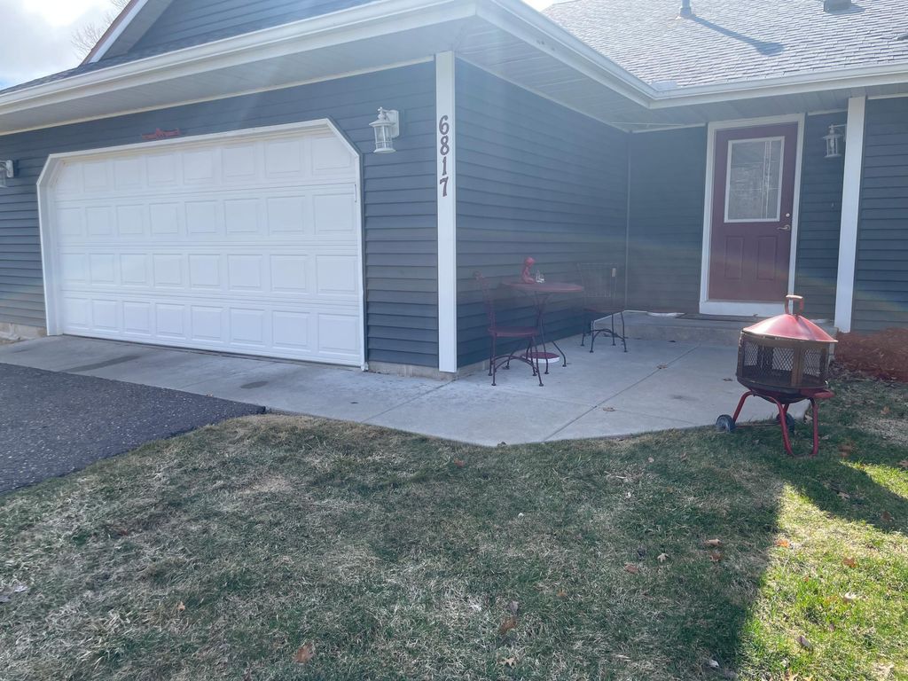Photo of 6817 29th Street N, Oakdale, MN 55128 (MLS # 7049744)