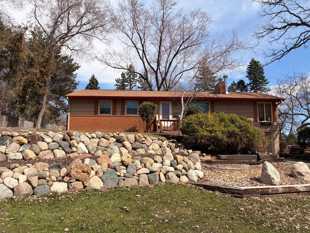 Photo of 2639 Cedar Crest Road E, Hopkins, MN 55305 (MLS # 7048853)