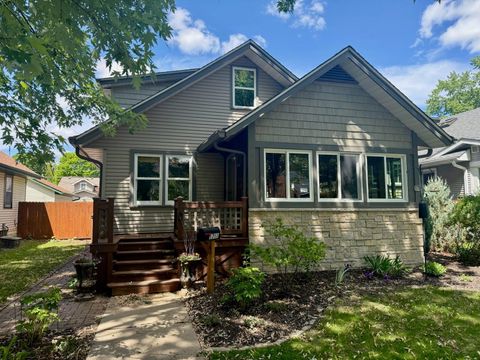 1711 Jefferson Avenue Saint Paul MN 55105