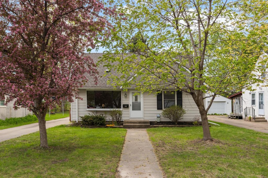 Photo of 3908 Hayes Street NE, Columbia Heights, MN 55421 (MLS # 7067638)