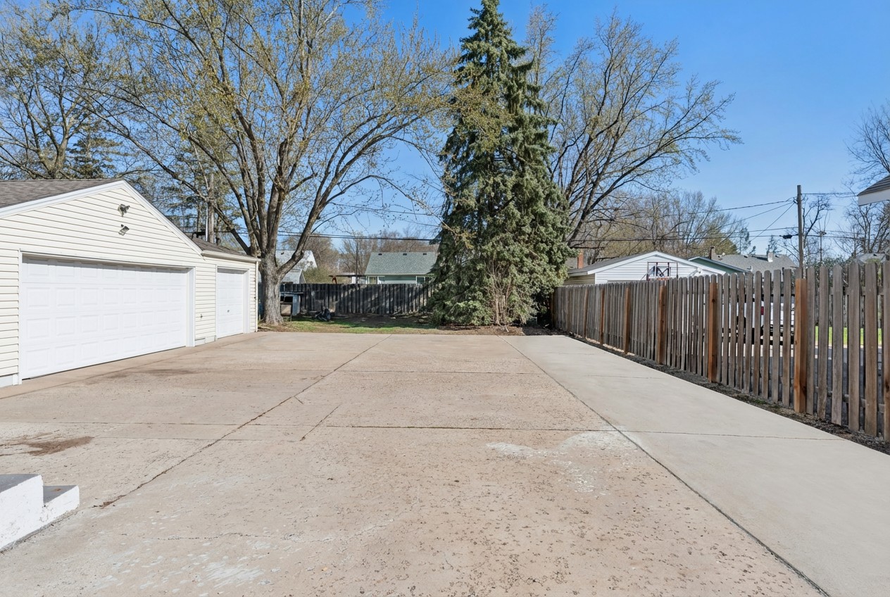 753 E Main Street