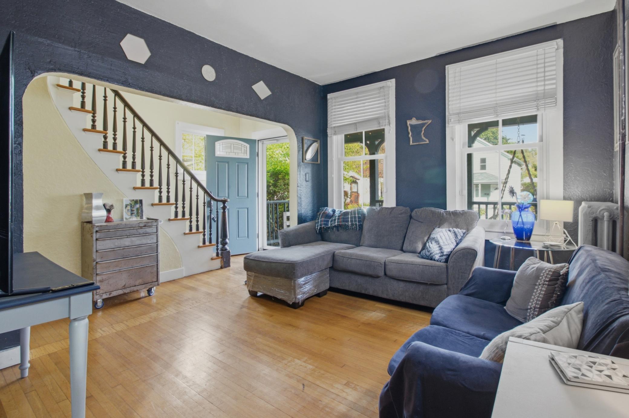 414 Banfil Street