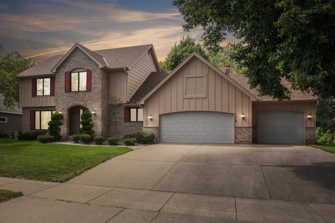 1318 W Royal Oaks Drive Shoreview MN 55126