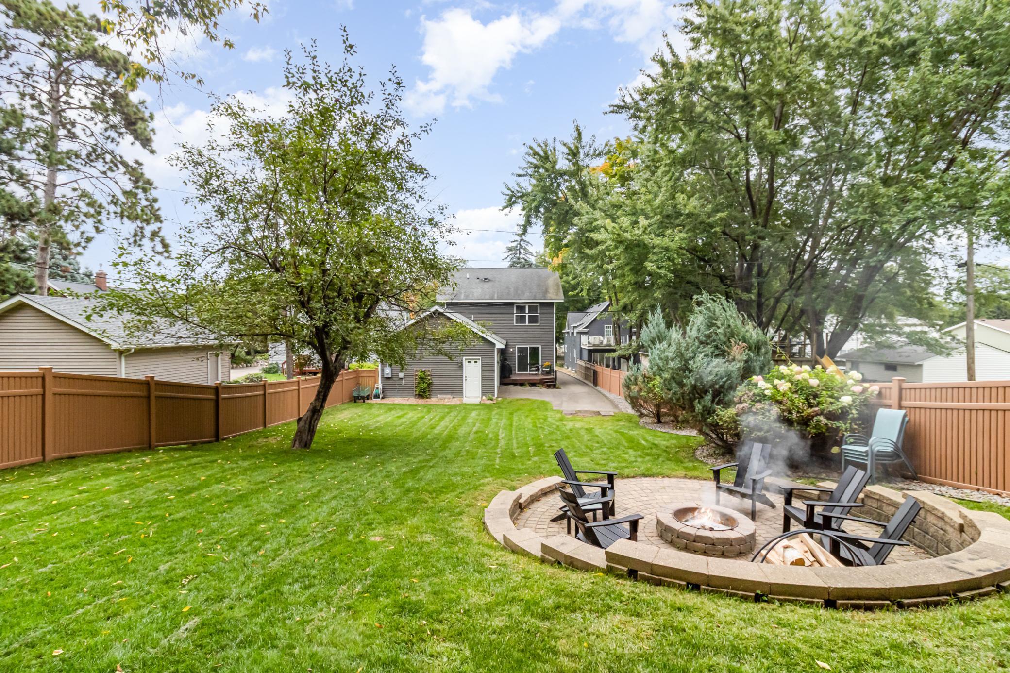 791 Lexington Parkway S