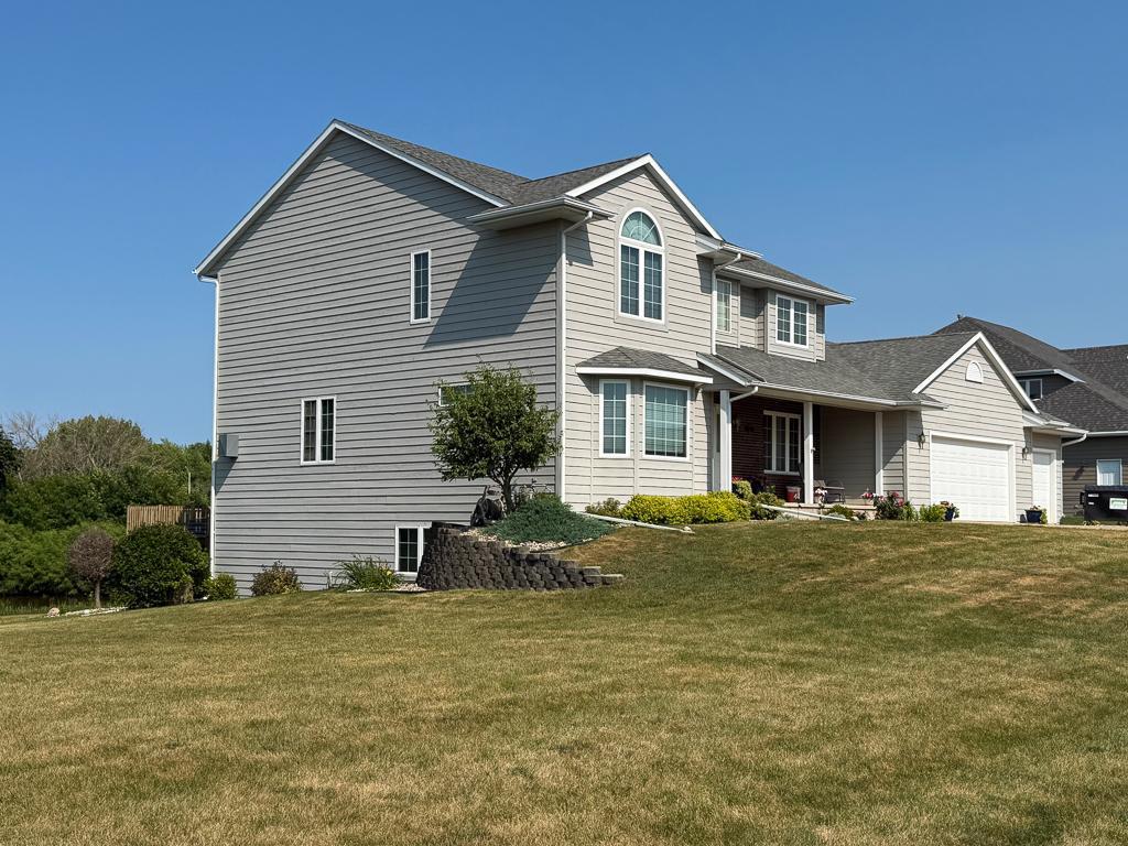 Photo of 765 Sterling Avenue, Worthington, MN 56187 (MLS # 7122357)