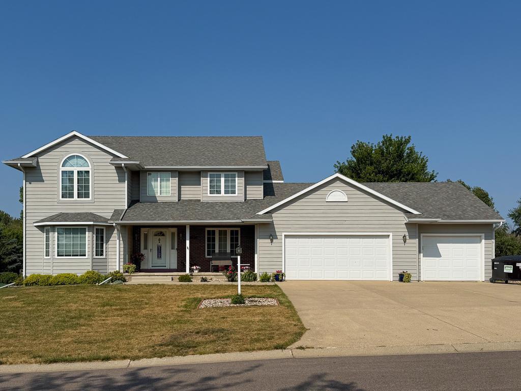 Photo of 765 Sterling Avenue, Worthington, MN 56187 (MLS # 7122357)