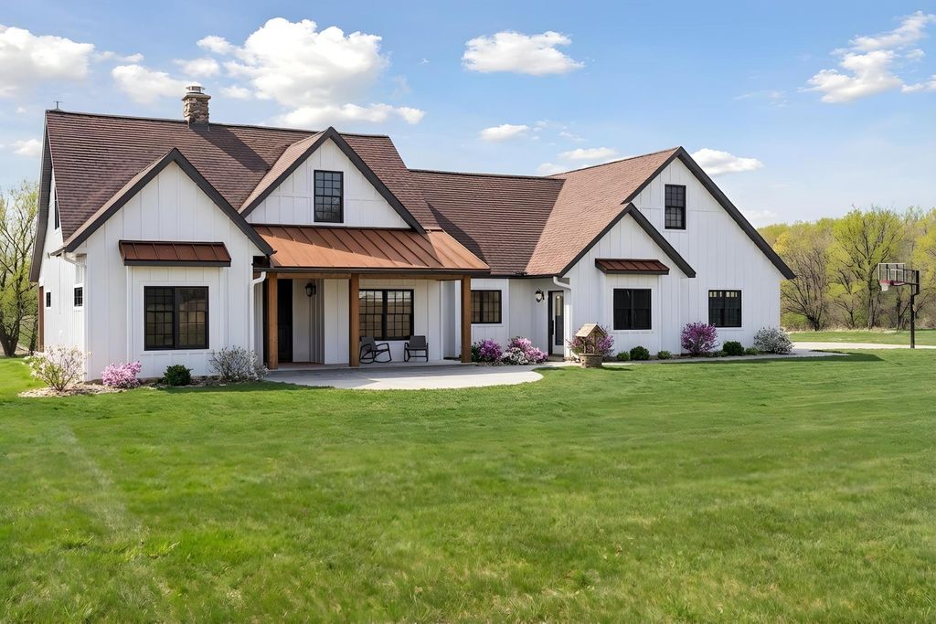 Photo of 29921 40th Avenue, Cadott, WI 54727 (MLS # 7041193)