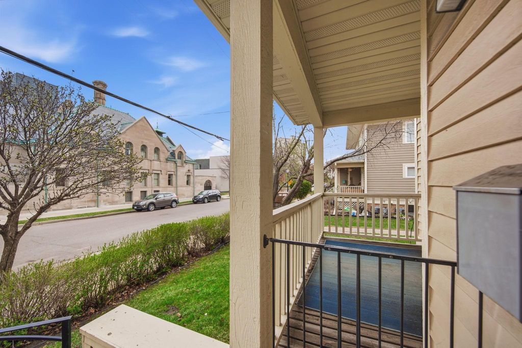 Photo of 2602 Oakland Avenue, Minneapolis, MN 55407 (MLS # 7054086)