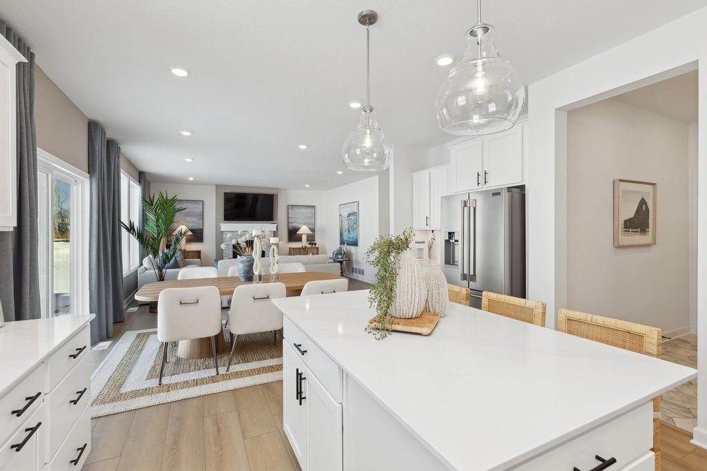 Photo of 834 Londonderry Lane NW, Rochester, MN 55901 (MLS # 7000294)