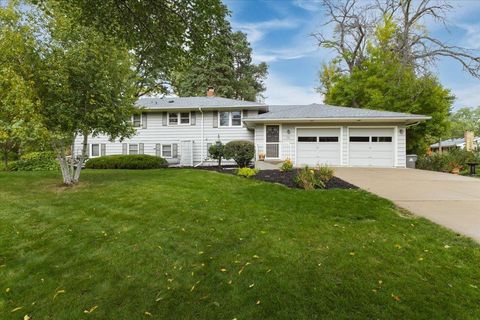36 Western Terrace Golden Valley MN 55426