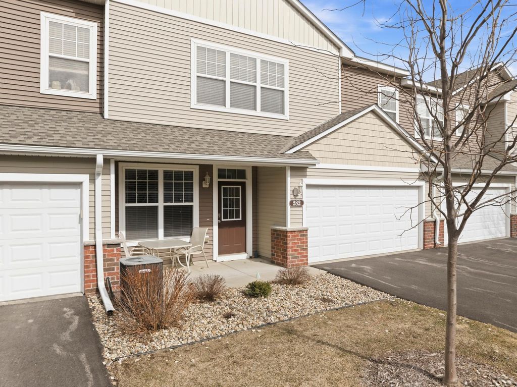 Photo of 282 Emory Lane SE, Rochester, MN 55904 (MLS # 7029805)