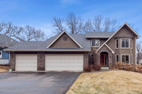 7273 Upper 136th Street W Apple Valley MN 55124