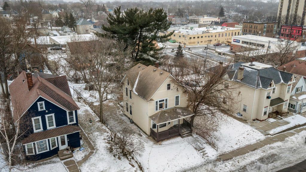 Photo of 680 Lawson Avenue E, Saint Paul, MN 55106 (MLS # 7044475)