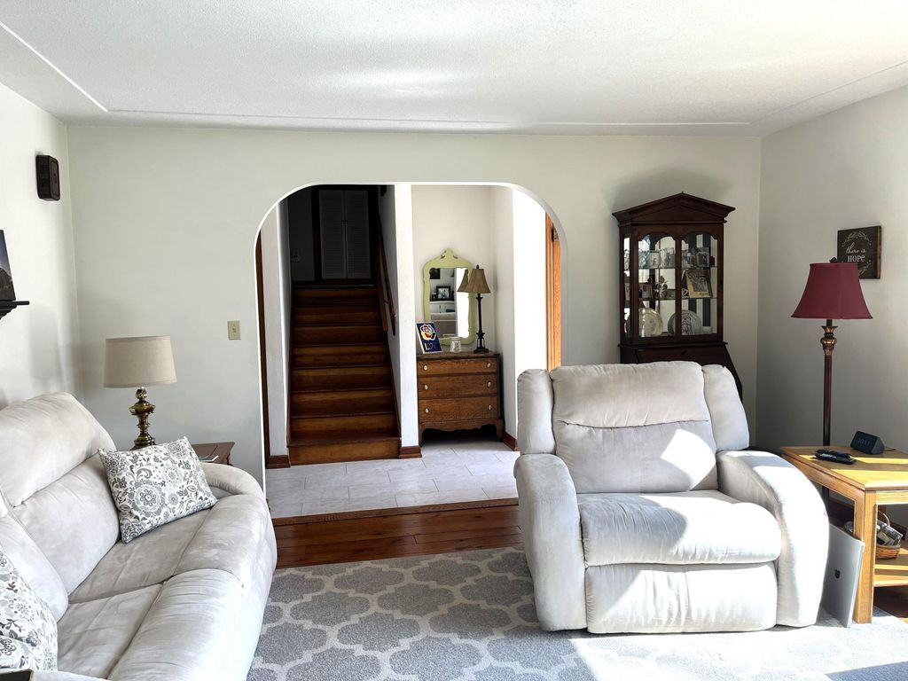 Photo of 864 Redwood Drive, Fairmont, MN 56031 (MLS # 7059923)