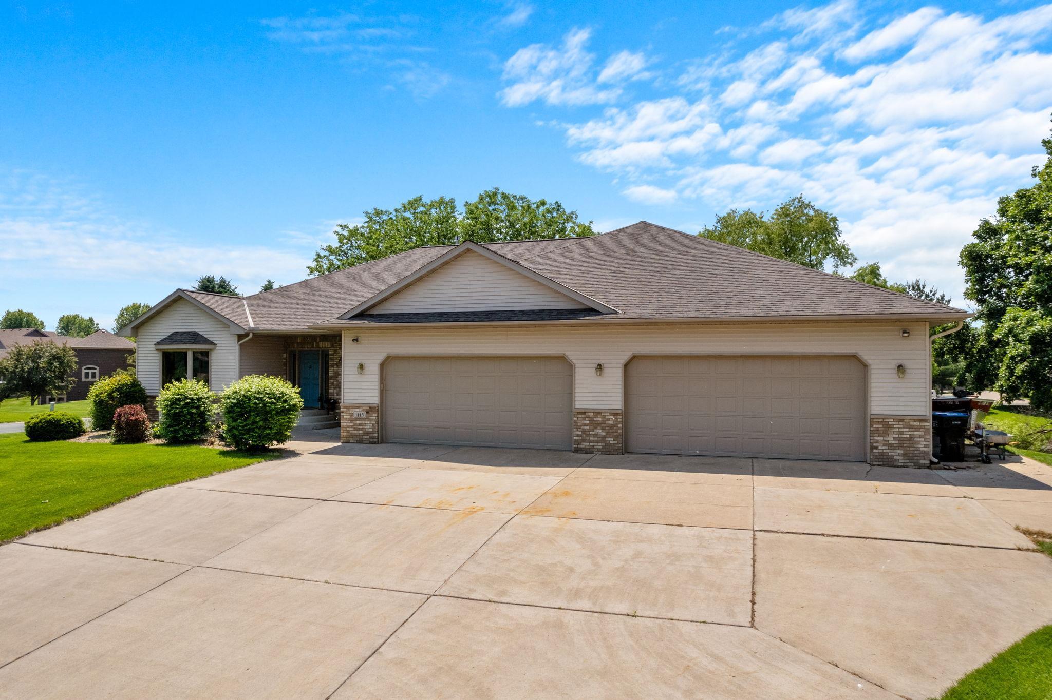 1115 S Trappers Crossing