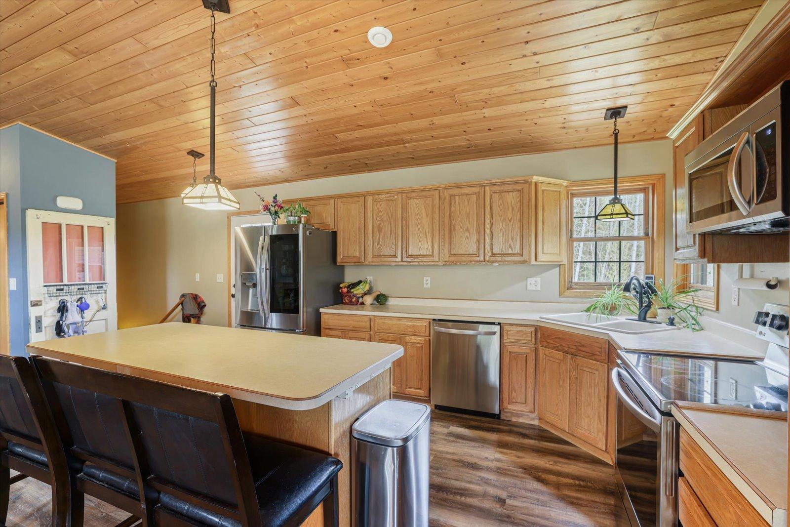 1102 Prairie River Trail