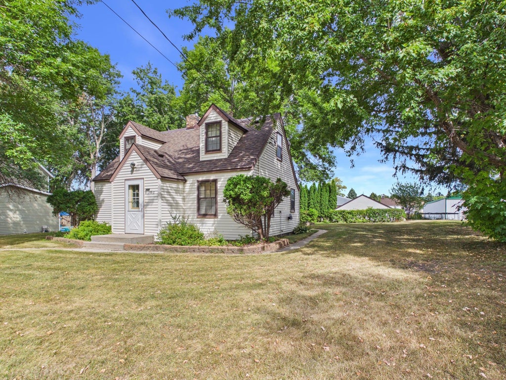 Photo of 106 E 3rd Street, Starbuck, MN 56381 (MLS # 7136491)
