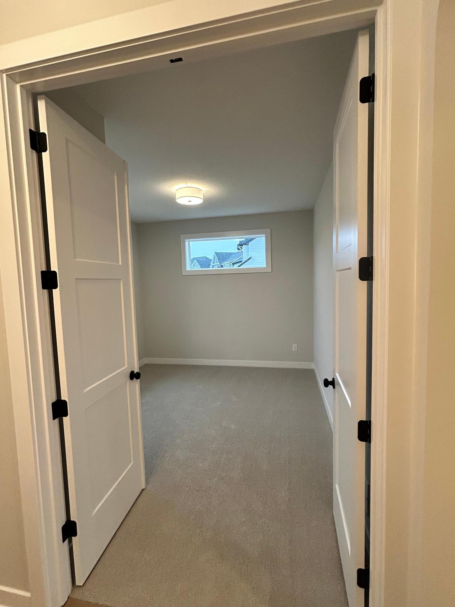 4048 Arbor Drive