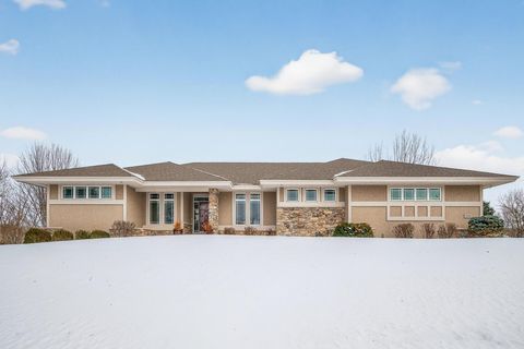 21115 Ridgewood Trail Lakeville MN 55044