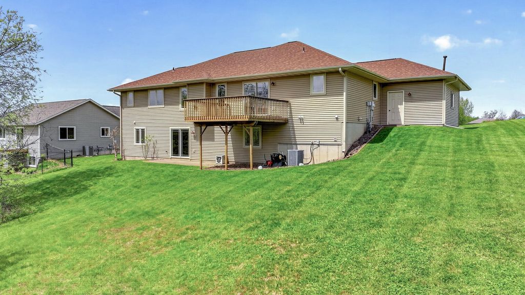 Photo of 4409 Echo Valley Drive, Eau Claire, WI 54701 (MLS # 7070127)