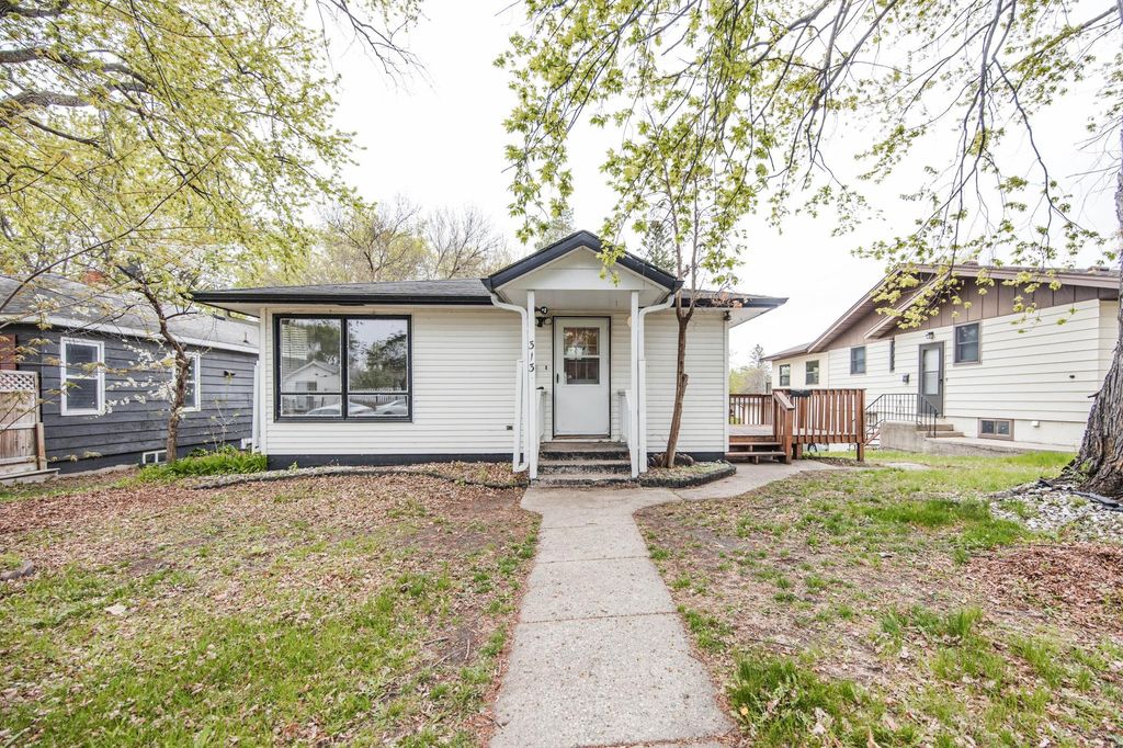 Photo of 313 Elizabeth Street, Detroit Lakes, MN 56501 (MLS # 7076709)