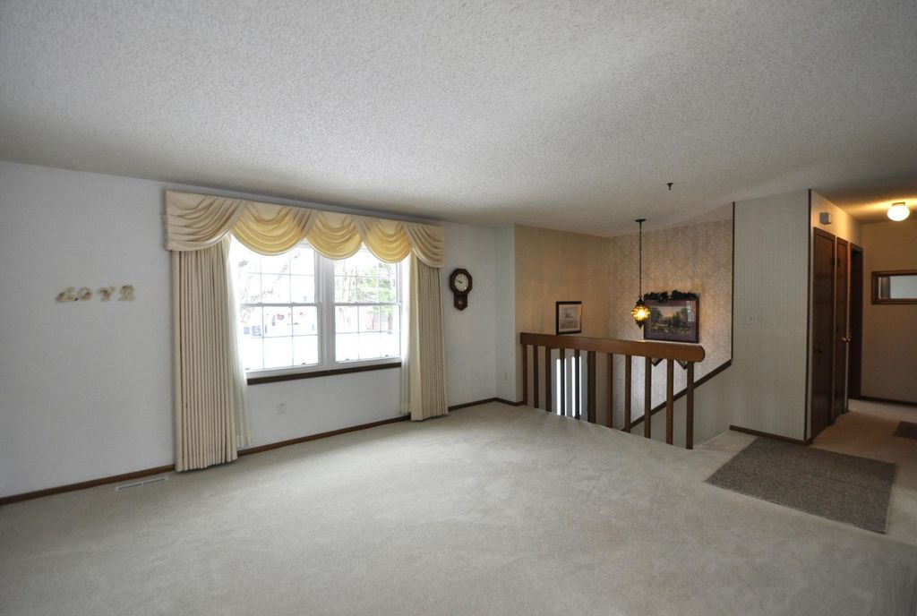 Photo of 805 36th Street SW, Rochester, MN 55902 (MLS # 6824341)