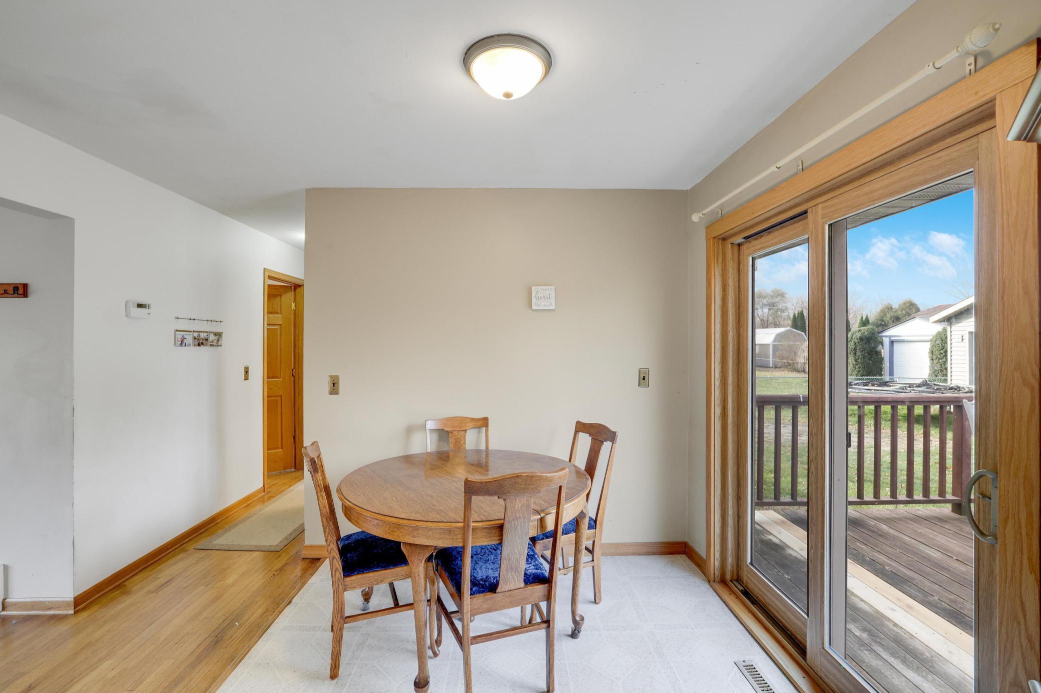 2300 Thorndale Avenue