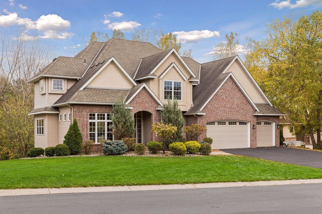 Photo of 3970 Thames Avenue, Eagan, MN 55123 (MLS # 7126030)