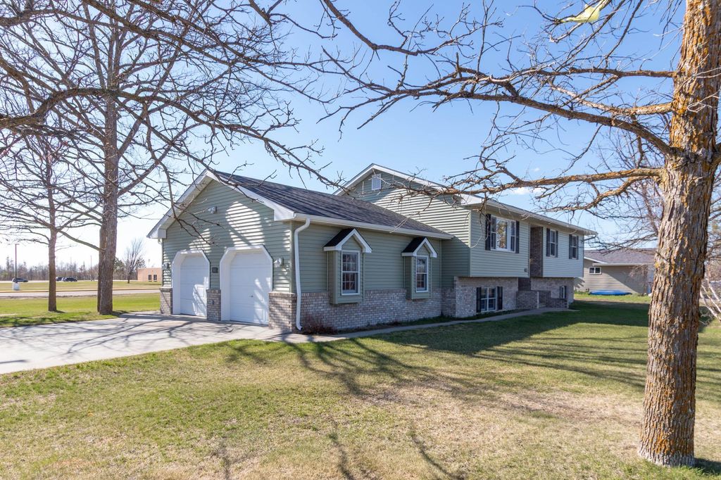 Photo of 501 Lake Avenue NE, Bemidji, MN 56601 (MLS # 7072162)