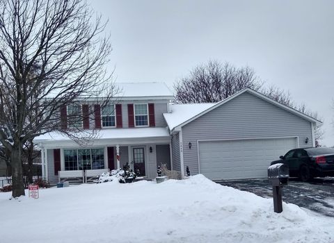 2446 Pond Avenue E Maplewood MN 55119