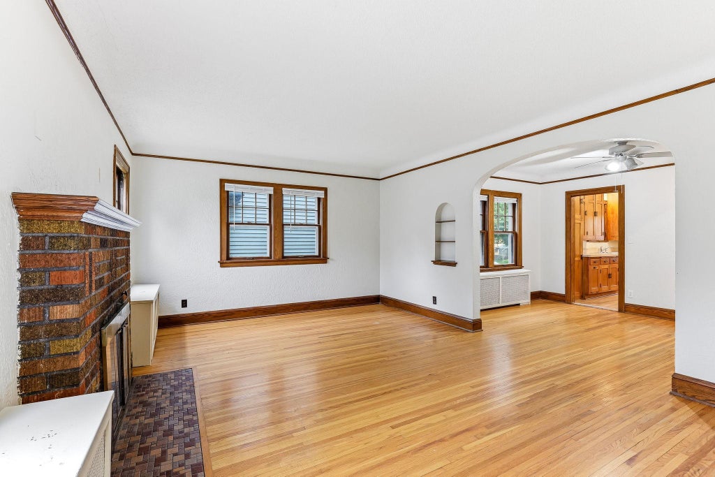 Photo of 75 Cleveland Avenue S, Saint Paul, MN 55105 (MLS # 7090421)