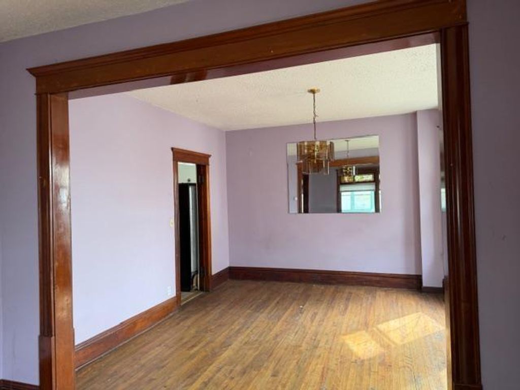 Photo of 1322 Fremont Avenue N, Minneapolis, MN 55411 (MLS # 7048873)