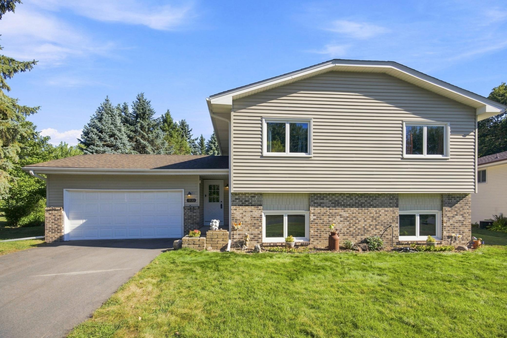 1530 Lois Drive