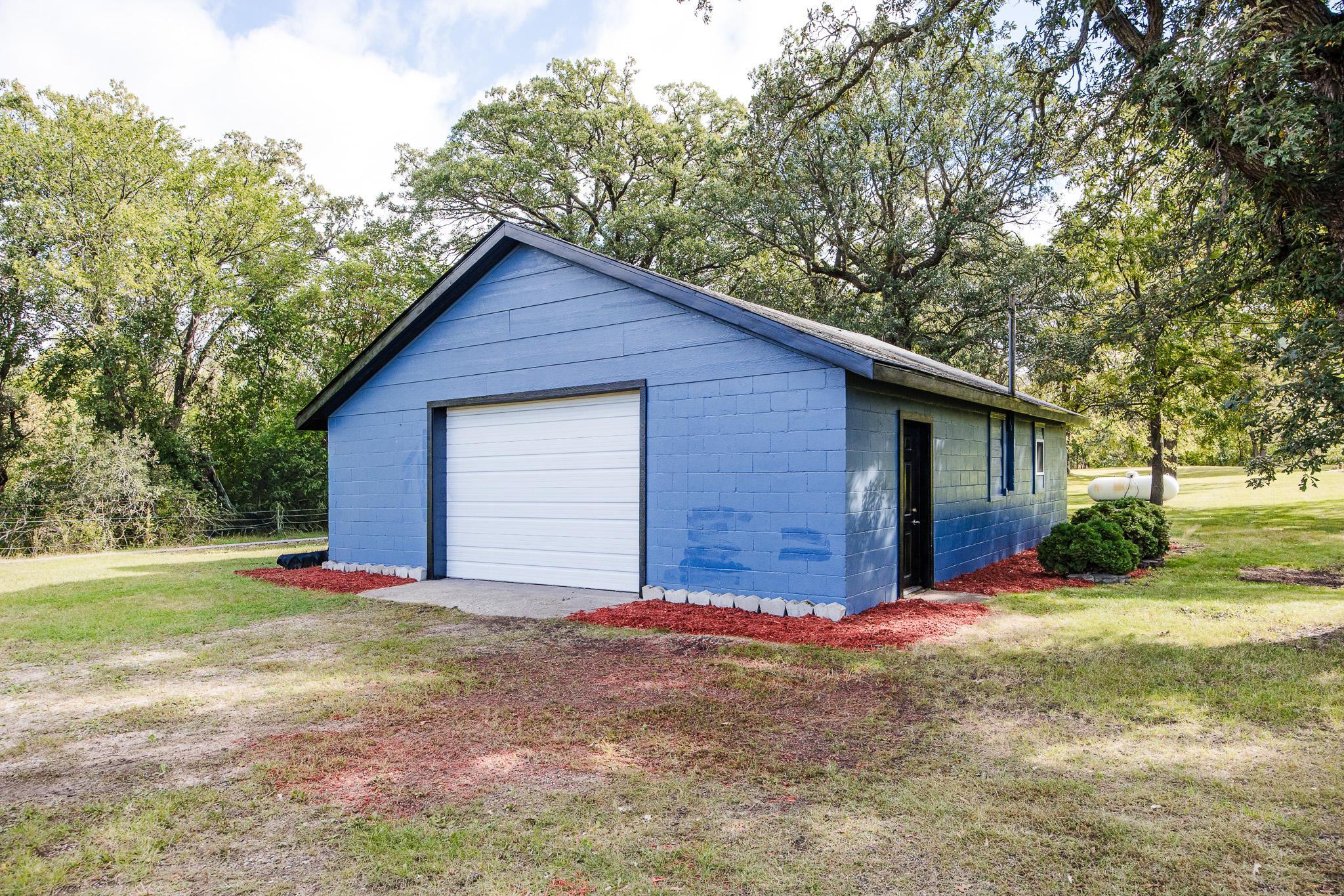 21779 US Highway 59