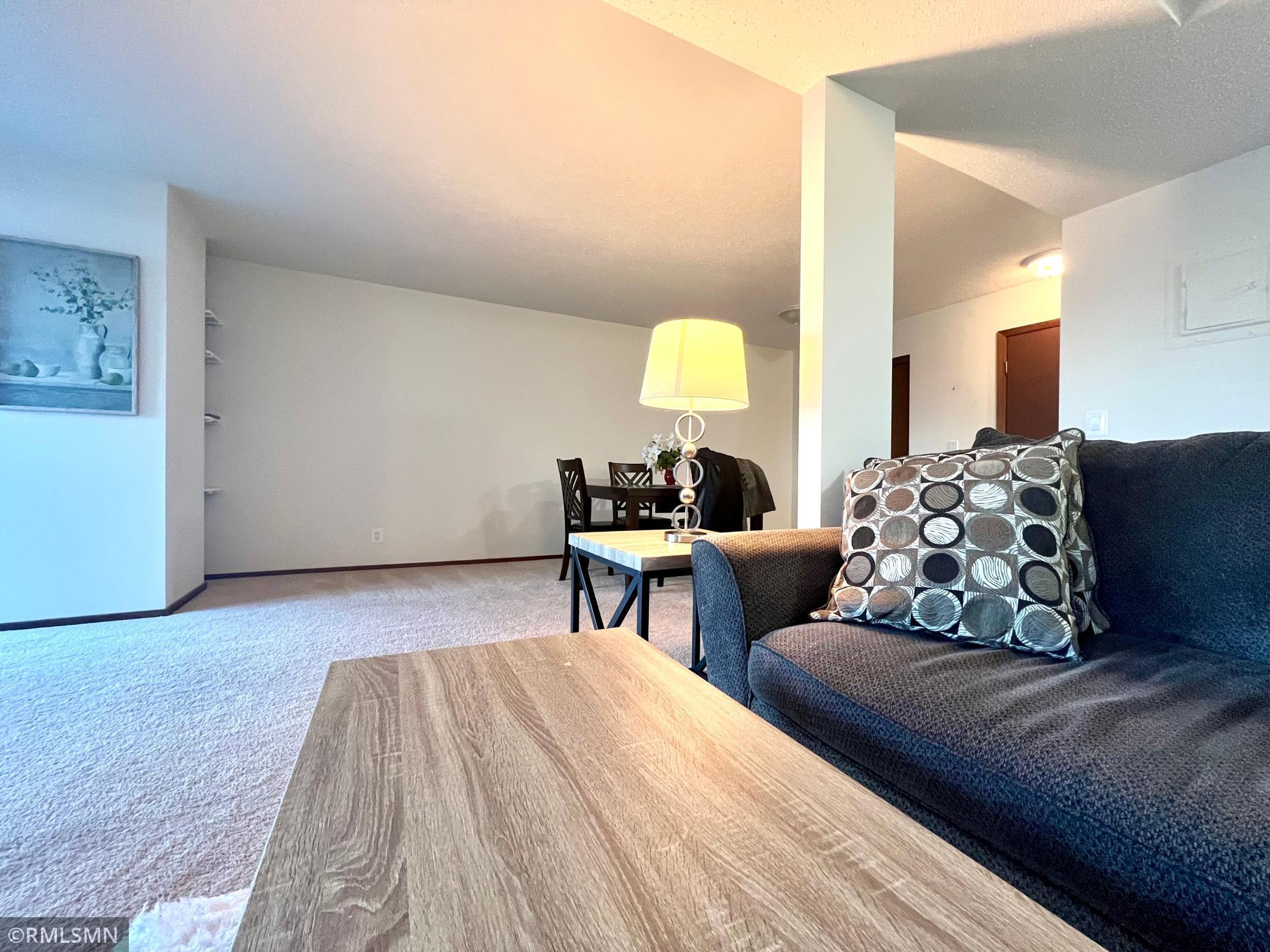 26 10th Street W 1807