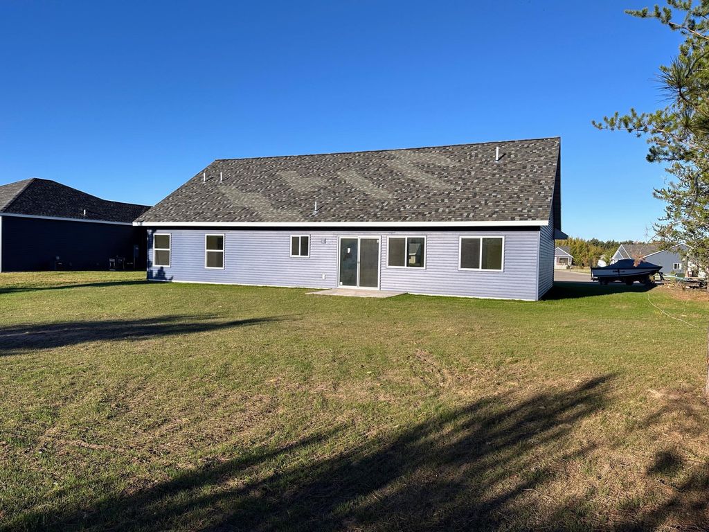 Photo of 916 NW 7th Avenue NW, Perham, MN 56573 (MLS # 7034916)