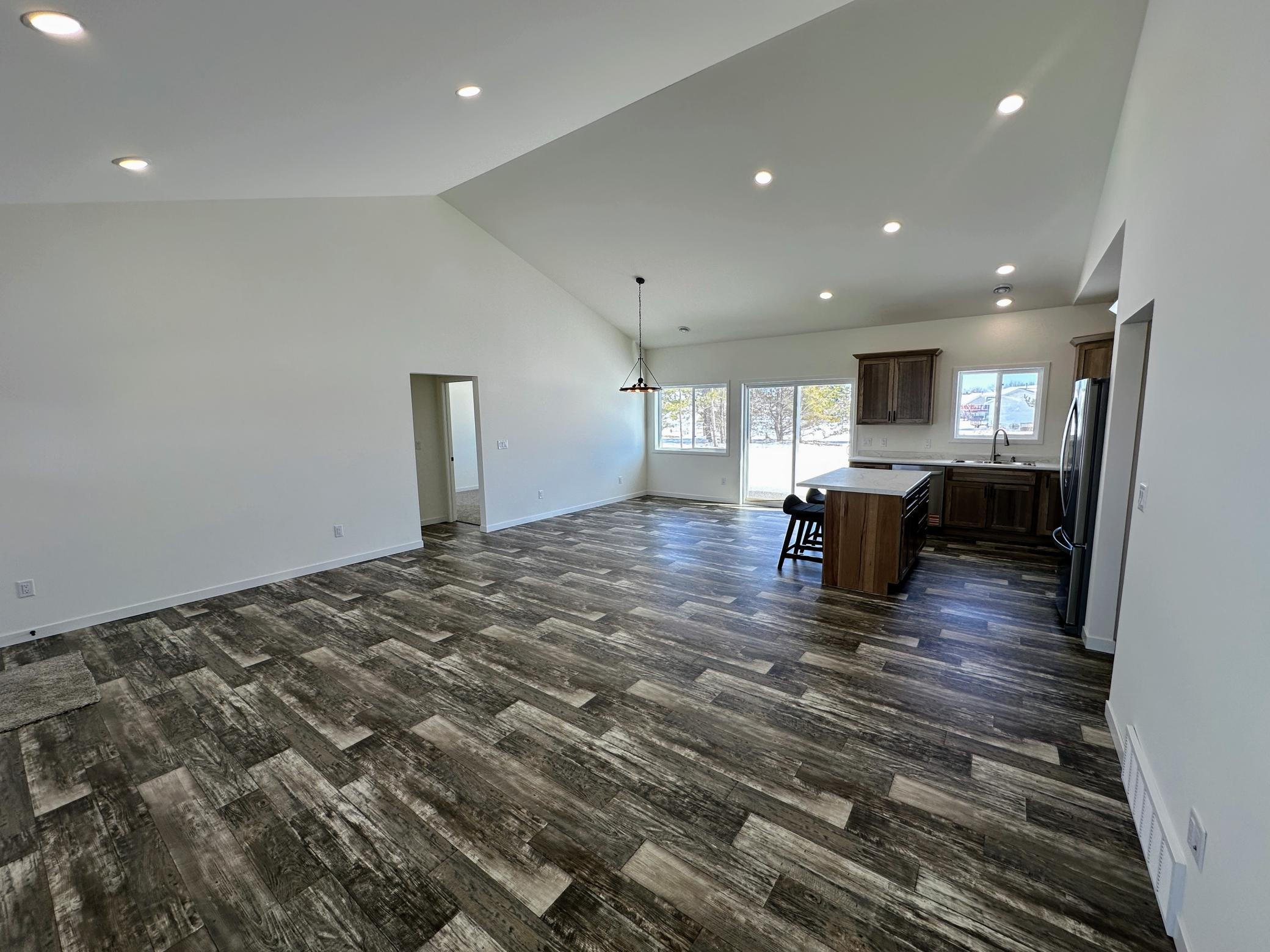 916 NW 7th Avenue NW