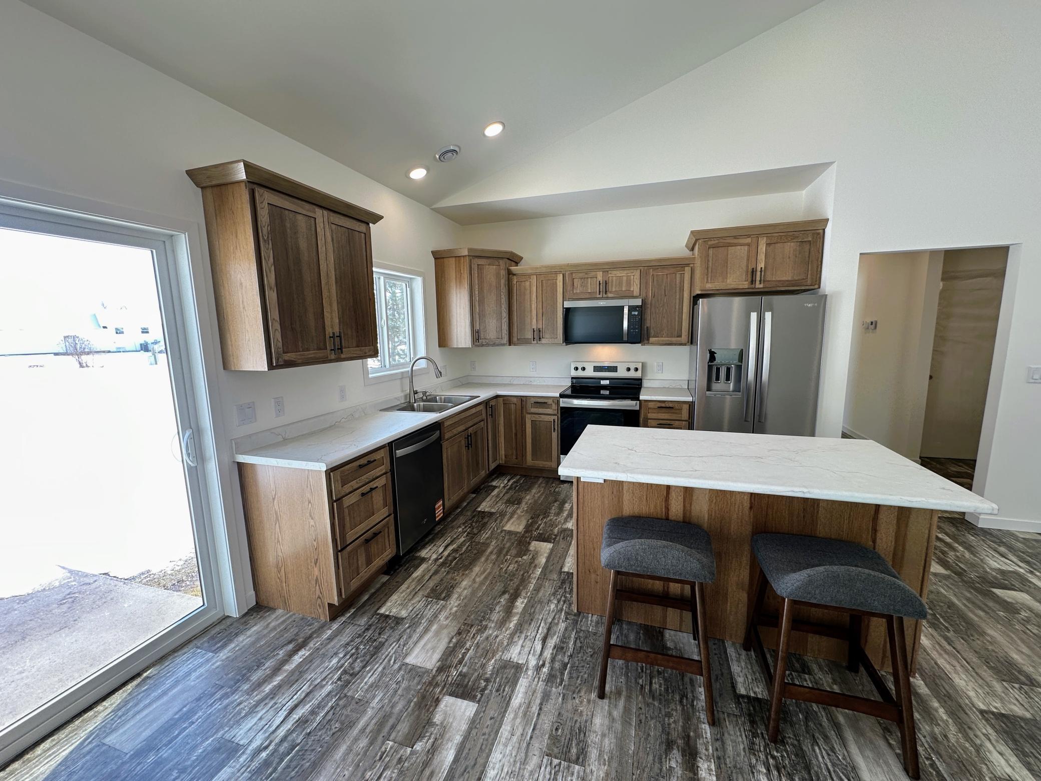 916 NW 7th Avenue NW