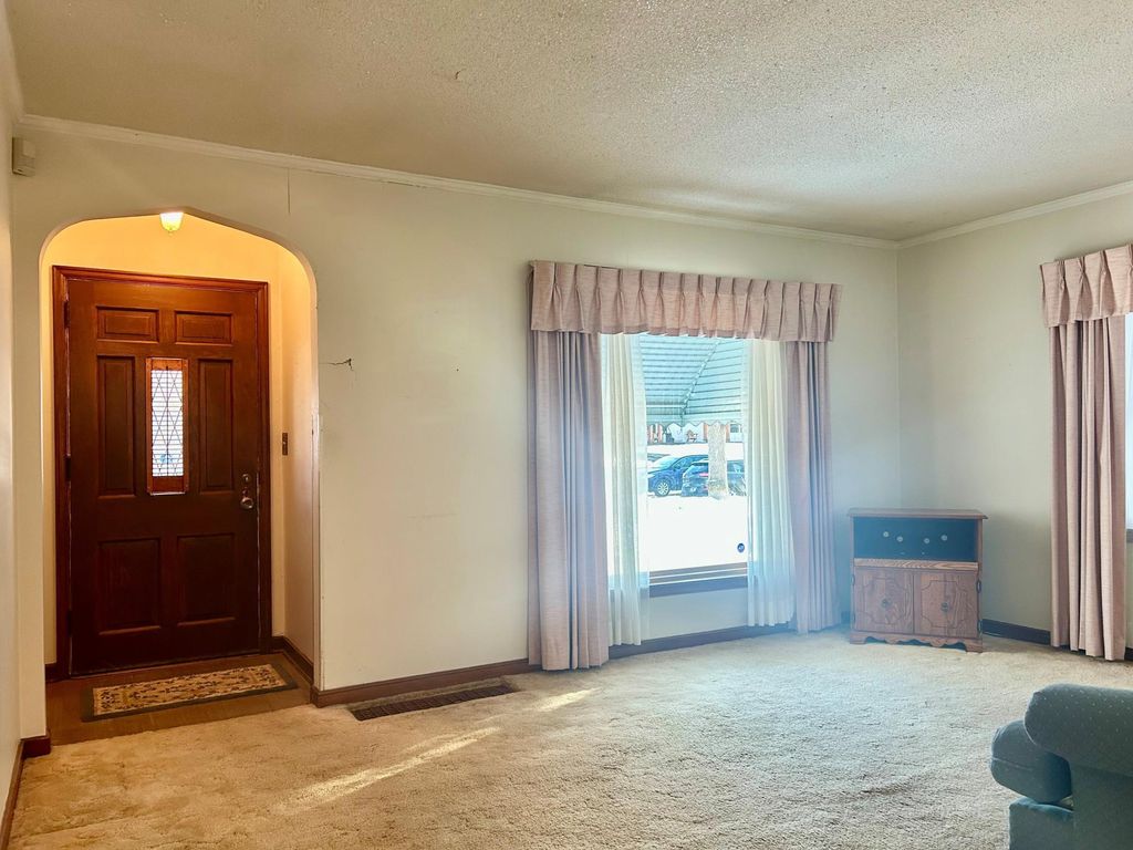 Photo of 2632 Hampshire Avenue S, Saint Louis Park, MN 55426 (MLS # 7001602)