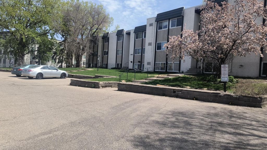 Photo of 12842 Nicollet Avenue #102, Burnsville, MN 55337 (MLS # 7075243)