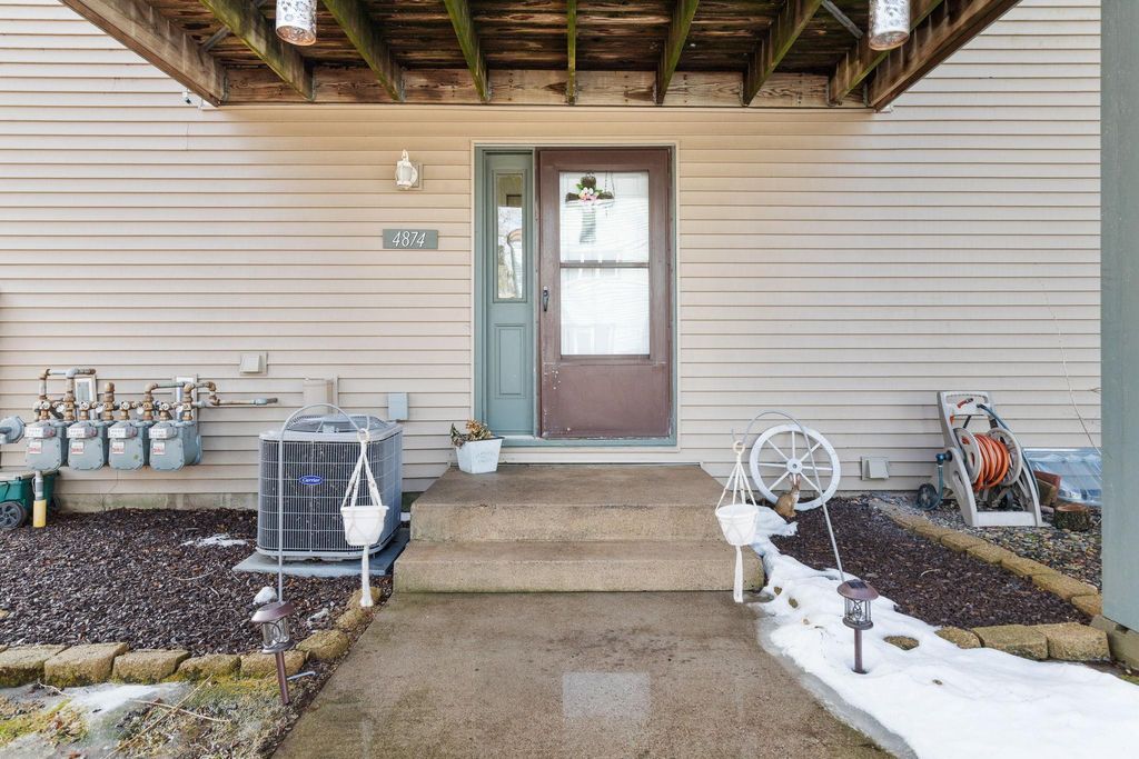Photo of 4874 Grenwich Trail N, Oakdale, MN 55128 (MLS # 7038087)