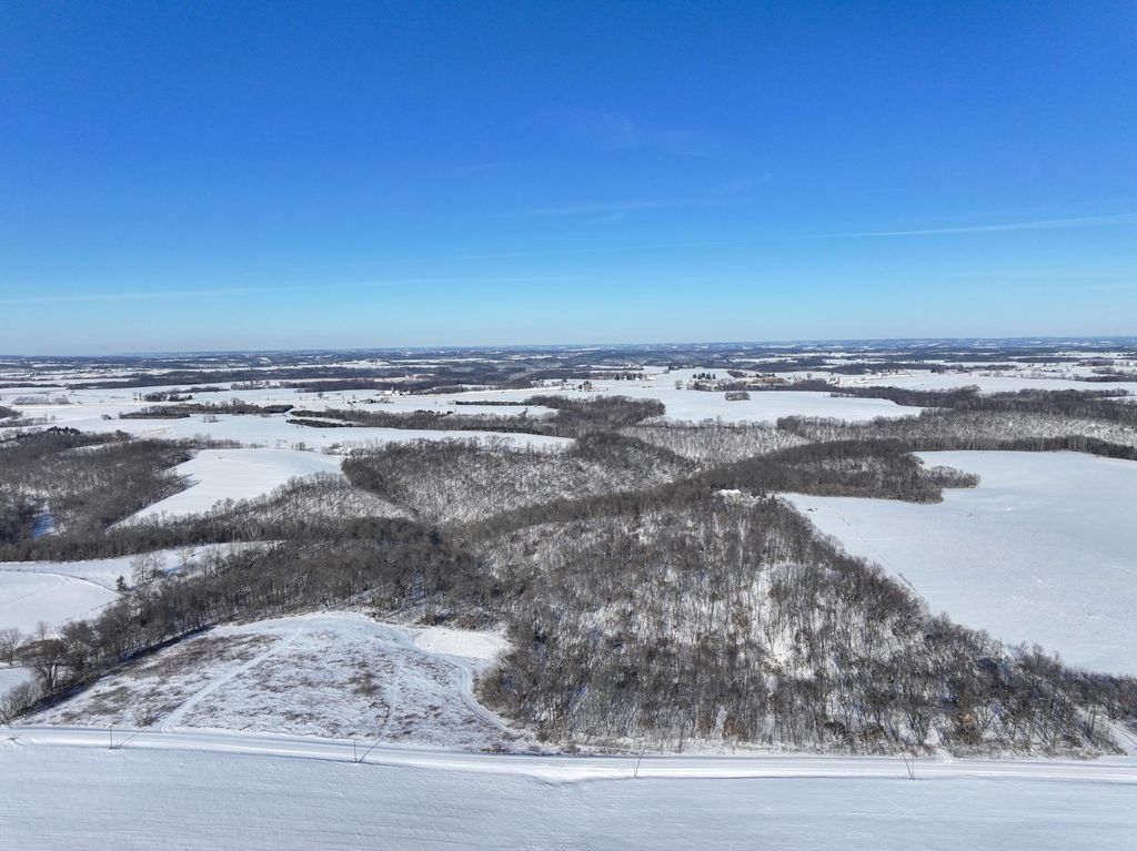 Photo of tbd Pine Ridge Drive, Dakota, MN 55925 (MLS # 7003921)