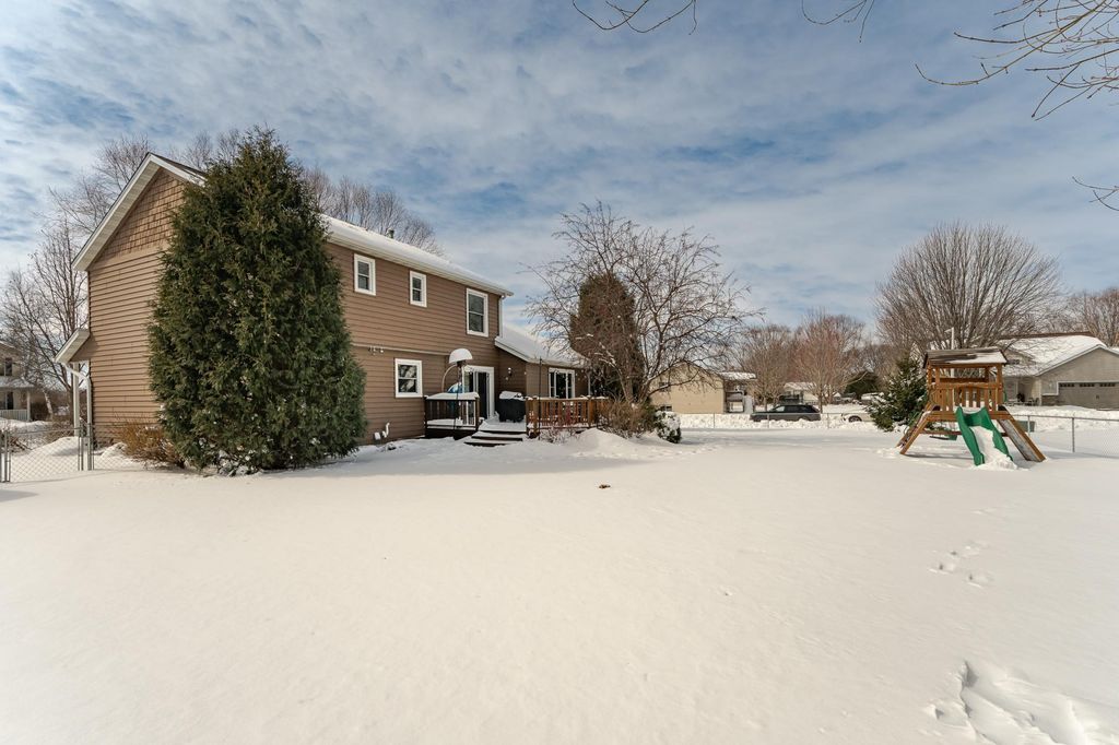 Photo of 4541 Savannah Drive NW, Rochester, MN 55901 (MLS # 7018623)