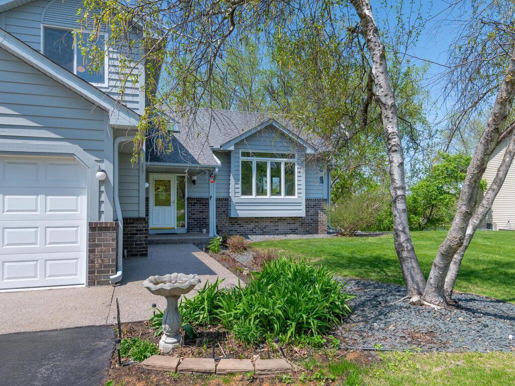 15825 Garden View Drive