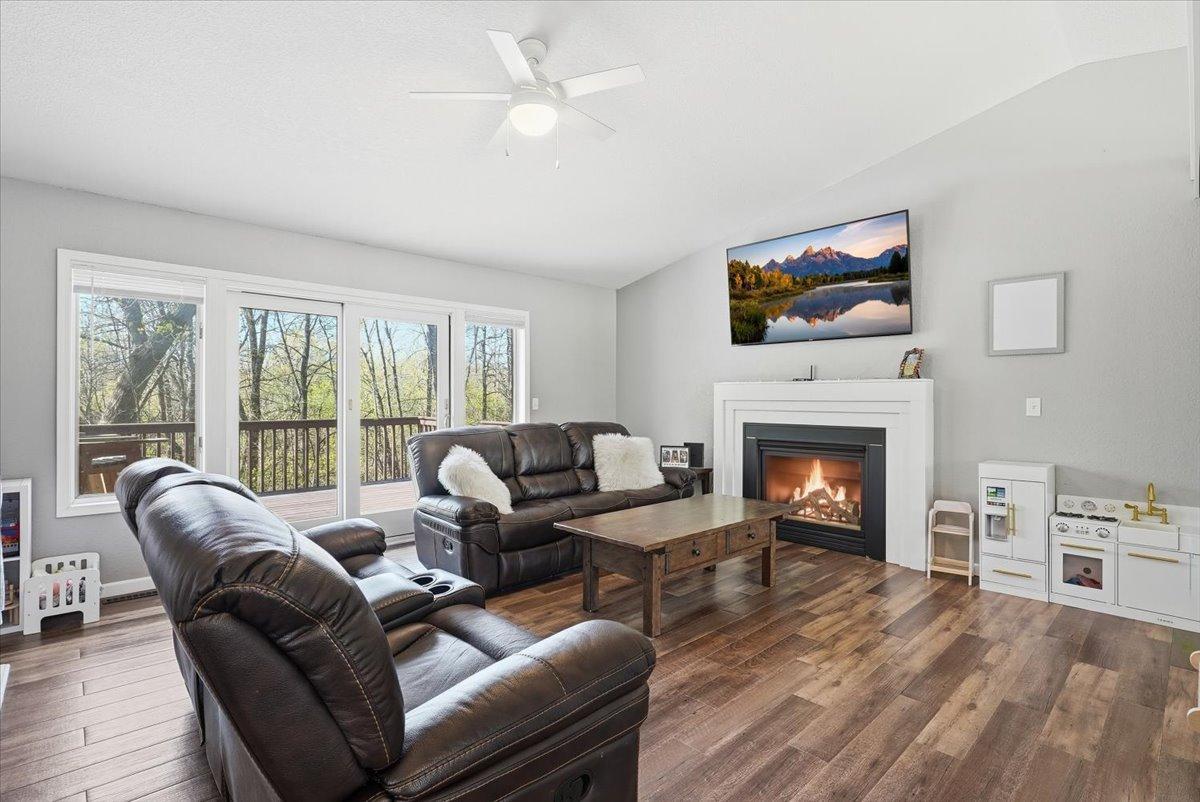 269 E Sunset Lane