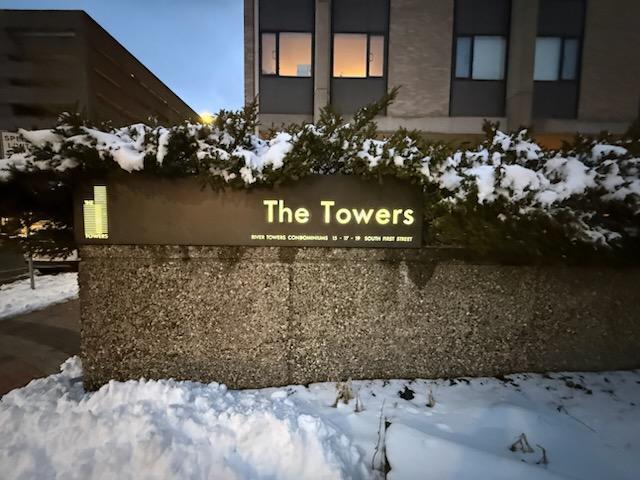 19 S 1st Street B808